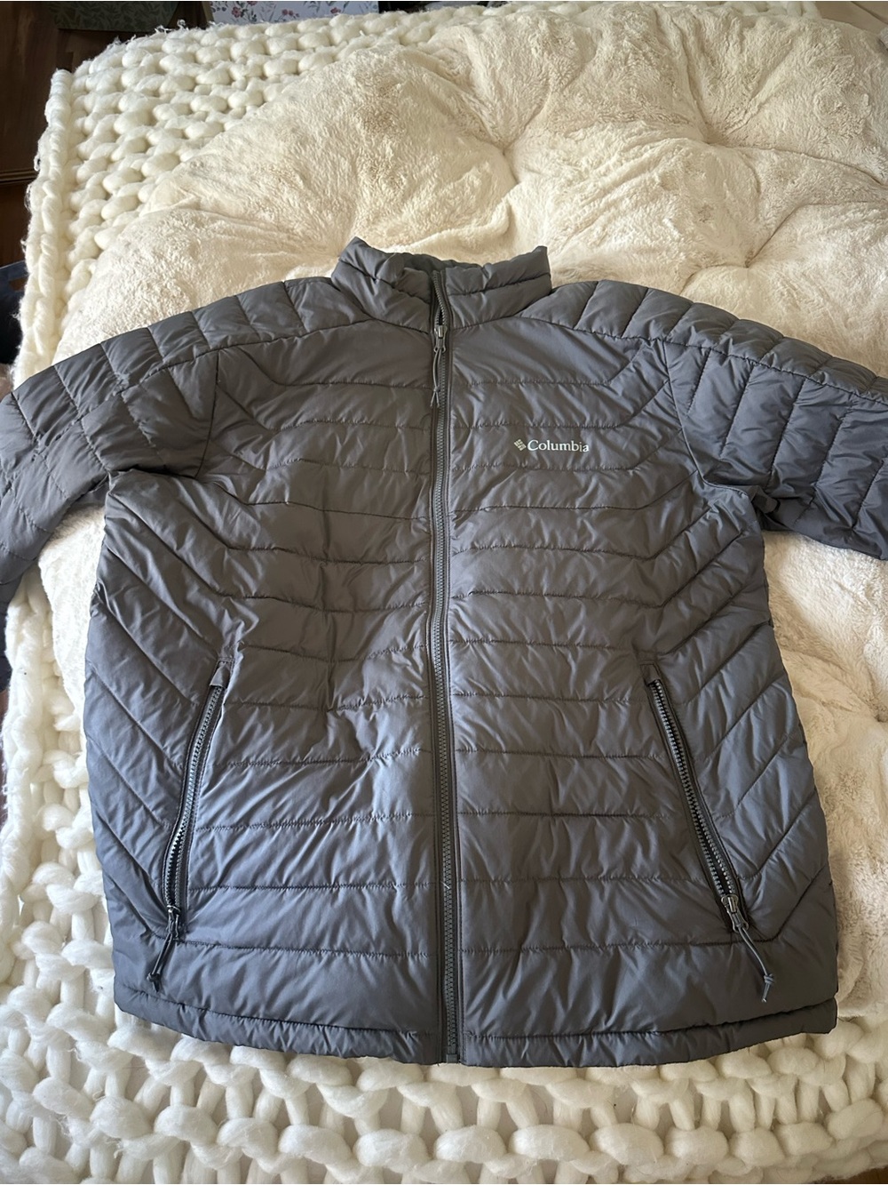 Columbia Men's Dark Gray Quilted Puffer Jacket